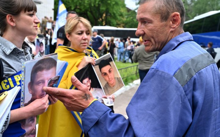 Обмін надії: «Міша живий! Мій Міша живий!» 