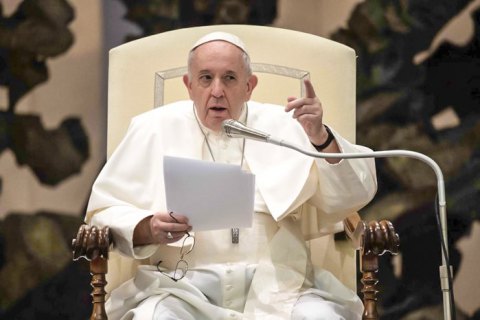 ​Папа Римський закликав запобігти військовій ескалації на сході України