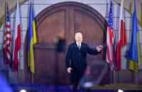 Байден виголосив промову в Варшаві щодо війни: "Україна ніколи не віддасть перемогу Росії"