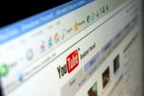 YouTube вимагає від сайту "Крим.Реалії" видалити відео про справу "Хізб ут-Тахрір" через скарги Роскомнагляду