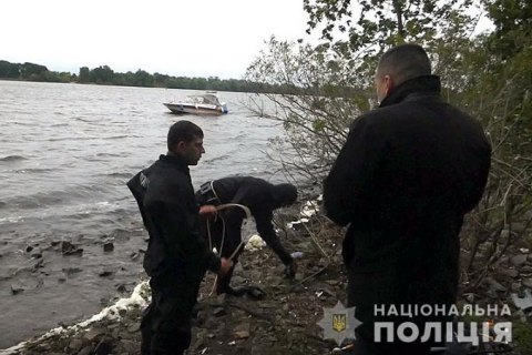В Киеве двое мужчин убили рыбака, чтобы продать его автомобиль и расплатиться по кредитам