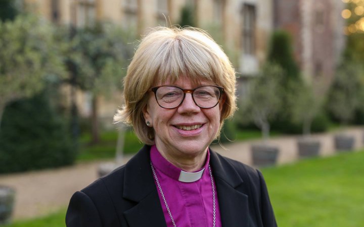 Церкву Англії вперше очолила жінка, новою архієпископкою  Кентерберійською стала Сара Маллаллі