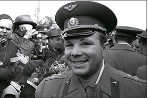 Самолет Гагарина мог разбиться из-за резкого маневра