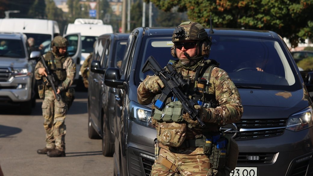 Військові Управління державної охорони України