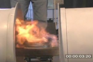 Ученые предложили тушить огонь звуком и электричеством