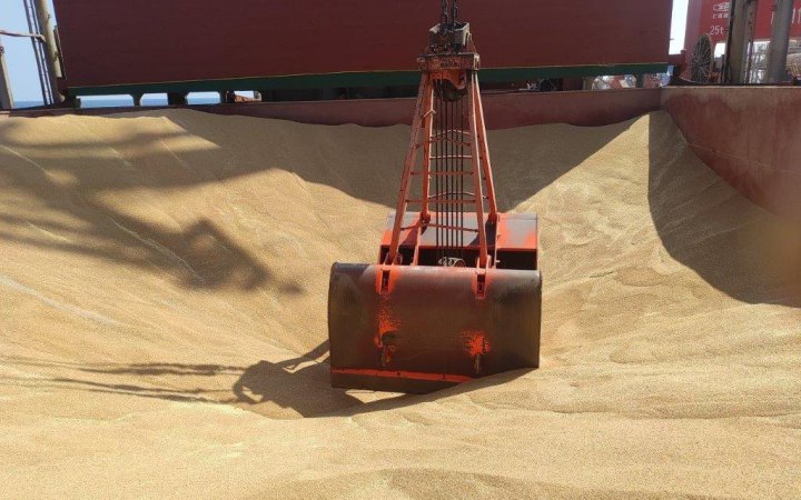 Росіяни продовжують вивозити українське зерно з окупованих територій, — ЦНС