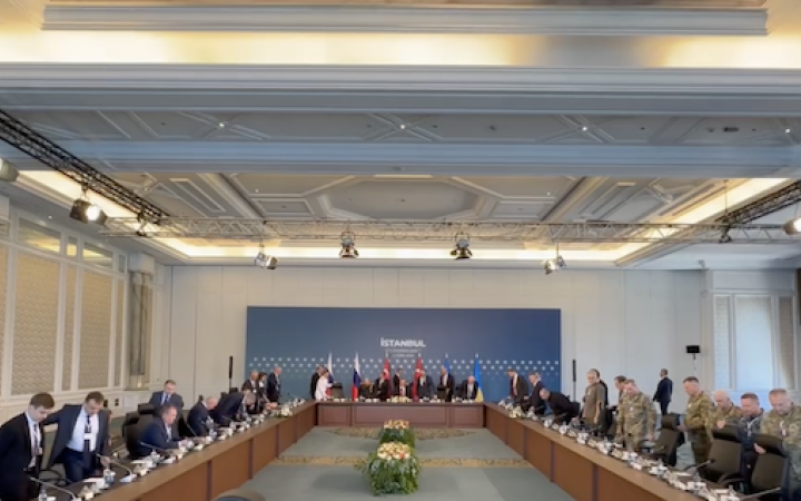 Україна і Росія провели другий раунд переговорів у Стамбулі