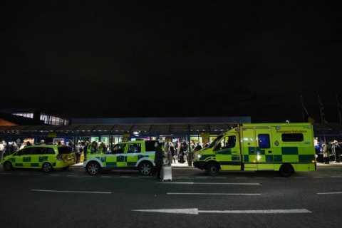 Из-за найденной в Темзе бомбы в Лондоне закрыли аэропорт