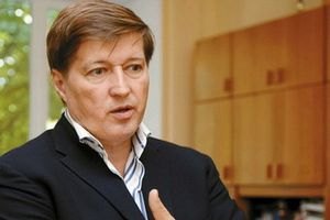 Попов возьмет себе в замы экс-министра спорта