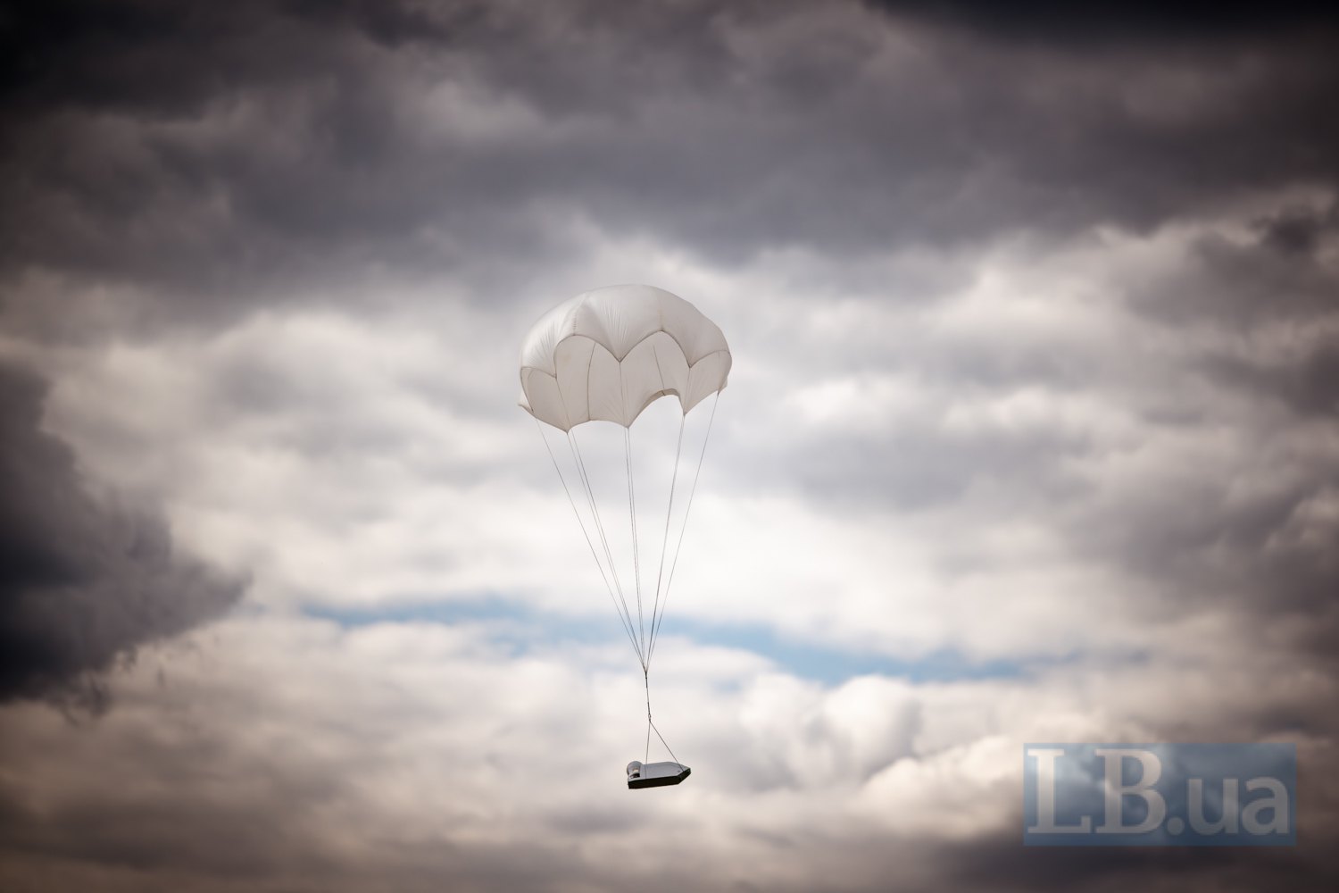 Якщо втрачено зв’язок з наземною станцією, <i>FlyEye</i> автоматично повертається на задану точку