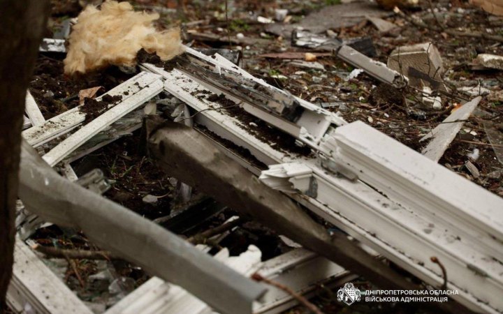 У Дніпрі через атаку РФ пошкоджена багатоповерхівка, серед поранених – дитина (оновлено)