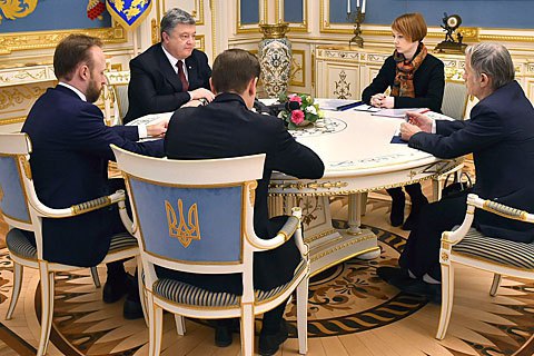 Порошенко оголосив про подання позову проти Росії до суду ООН в Гаазі
