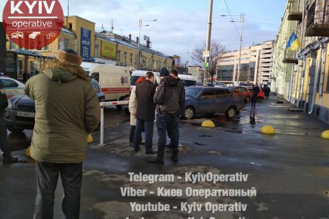 В Киеве возле здания Святошинского суда произошла стрельба