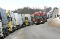 В Латвию не пустили 152 грузовика с номерами РФ и Беларуси
