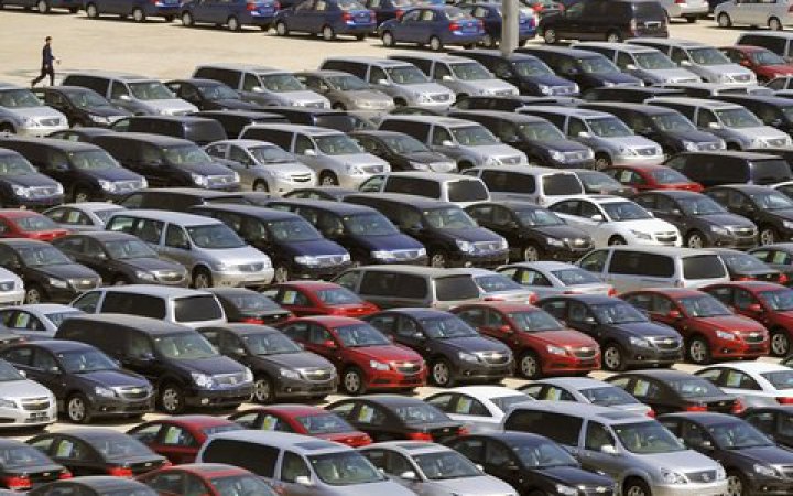З початку року українці імпортували понад 181 тисячу легкових автомобілів, із яких майже 80% – вживані