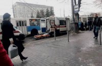 ​Трое пассажиров троллейбуса пострадали из-за разрыва колеса в Виннице