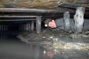 ​На Донбассе милиция закрывает шахты-копанки