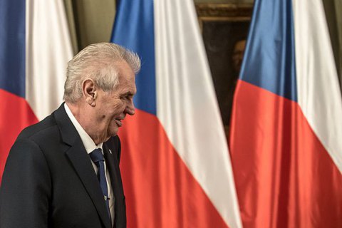 На выборах в Чехии победил действующий пророссийский президент Земан