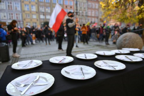 В Польше планируют усилить карантин из-за коронавируса