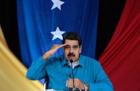 AP: США намагались підкупити пілота Мадуро