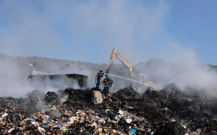 ЄС підозрює Грецію у нецільовому використанні майже 12 млн євро у проєкті з переробки відходів