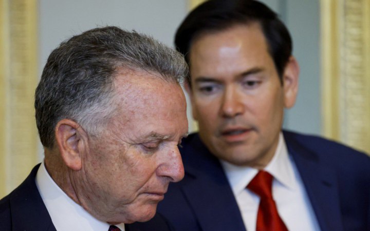 Рубіо і Віткофф заперечують, що Білий дім розглядає можливість зняти енергетичні санкції з РФ у межах мирної угоди