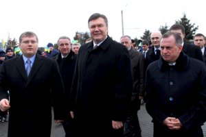 Янукович открыл в Днепропетровске Ледовую арену