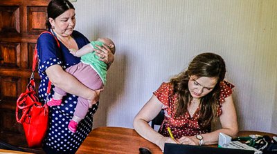 Скільки ми платимо медикам поза касу і на що хворіємо: докладні результати найкращого в країні дослідження здоров’я українців 