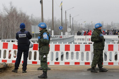 Украина попросила ОБСЕ не пускать на участки разведения боевиков с повязками СЦКК