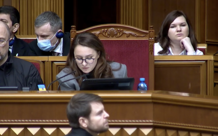 Кабмін цього місяця не подаватиме законопроєкт про ПДВ для ФОП