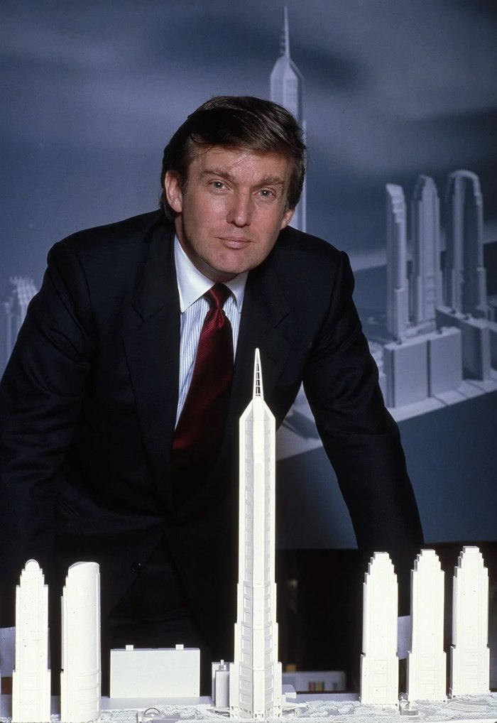 Дональд Трамп зі своїми хмарочосами. 1985 рік.