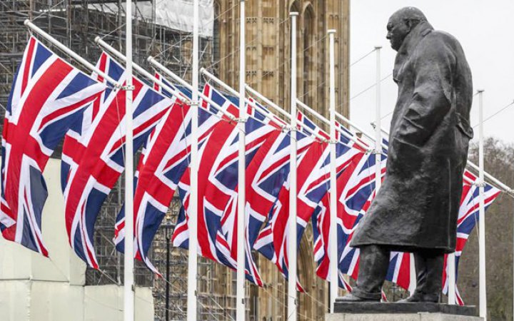 Великобритания на год раньше отменила все пошлины на украинский экспорт