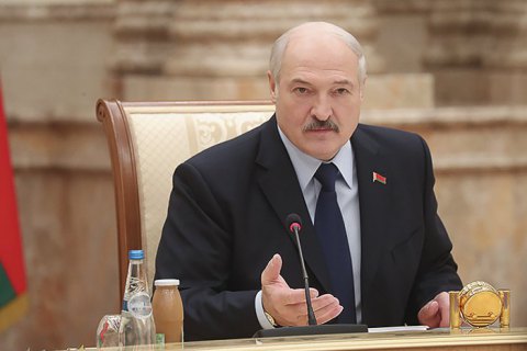 Лукашенко сьогодні звернеться до народу зі щорічним посланням