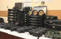 Волонтери відправляють на Донбас військової електроніки на 3 млн гривень