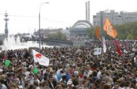 Участники "Марша миллионов" требуют отставки Путина