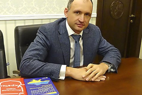 Татаров написал заявление о приостановлении своих служебных полномочий