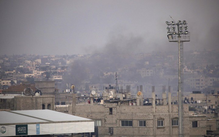 Ізраїль і ХАМАС ведуть бої на вулицях анклаву, а Радбез ООН відклав голосування за нову резолюцію