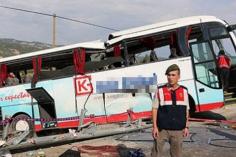 В Турции в ДТП попал автобус с туристами: четверо погибших