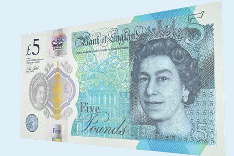 Банк Англії презентував пластикову п'ятифунтову купюру з портретом Черчілля