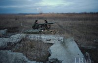 На Донбассе один украинский военный погиб и один - ранен