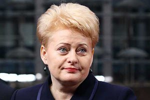 Президент Литвы не поедет в Сочи из-за давления России 