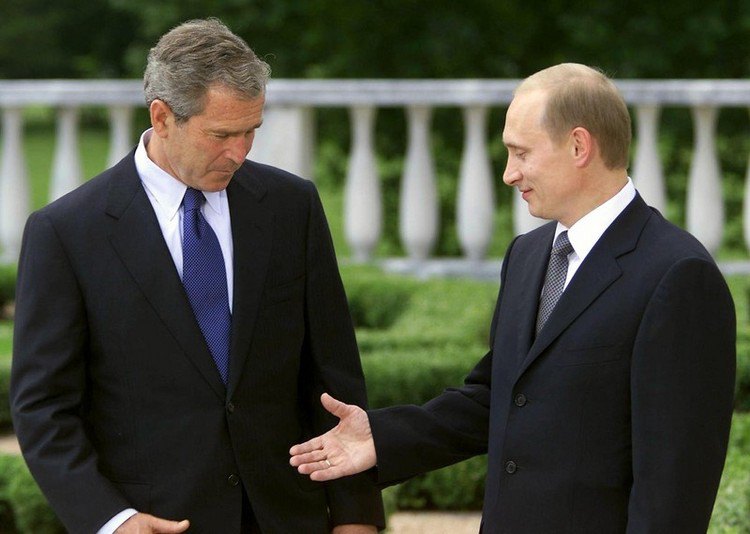 Джордж Буш-младший и Владимир Путин 