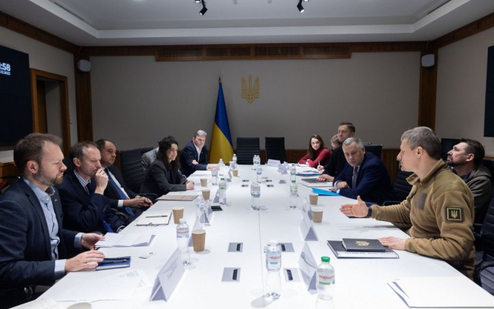 Україна та Британія провели другий раунд консультацій щодо безпекових гарантій
