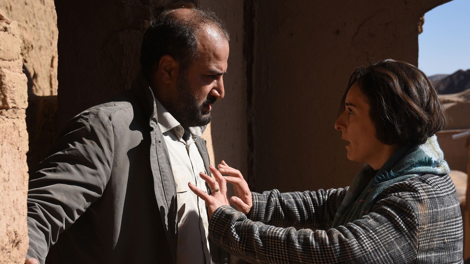 Кадр зі стрічки «Насіння священного інжиру»