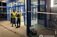 У Житомирі шестеро людей постраждали унаслідок підриву гранати біля супермаркету