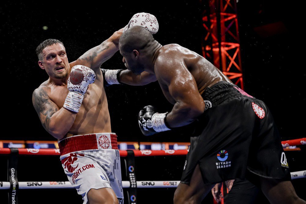 Усик проти Дюбуа