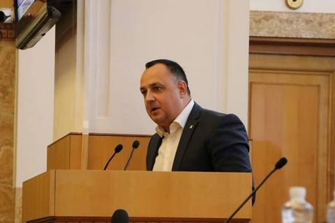 Закарпатский облсовет вместо "слуги" возглавил представитель локальной партии