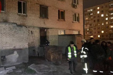В Киеве из-за пожара эвакуировали 30 жильцов дома на Оболони
