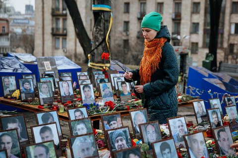 Кабмин выделил 294 млн на выплаты семьям погибших и пострадавшим на Майдане 