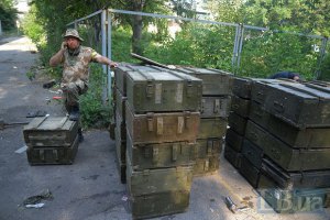 ​В Краснодон прибыло 20 вагонов с боеприпасами из России, - штаб АТО